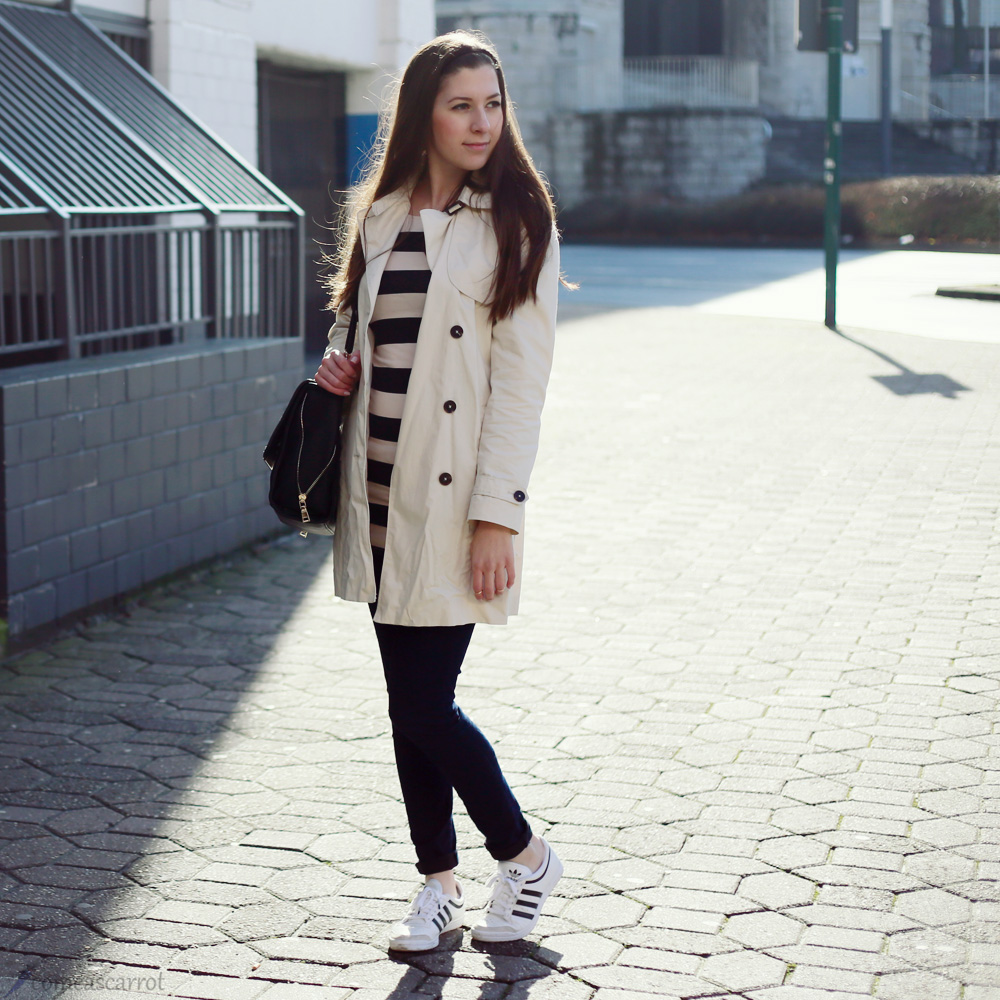 outfit, spring, shopping, look, stripes, trenchcoat, adidas, sneakers, black and white