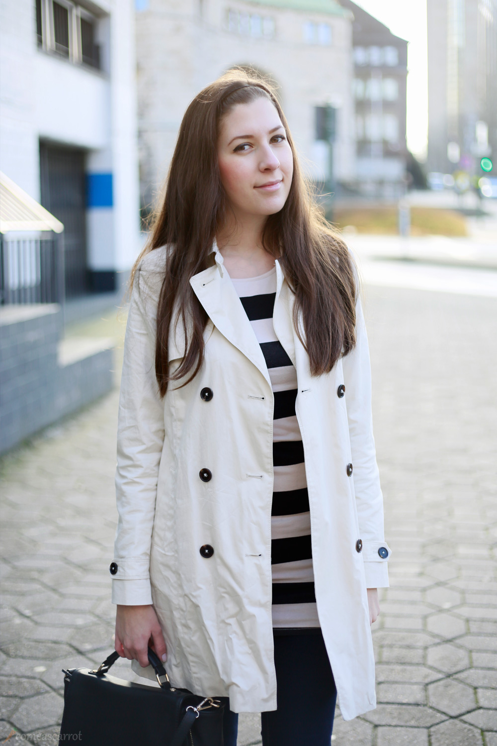 outfit, spring, shopping, look, stripes, trenchcoat, adidas, sneakers, black and white